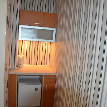 فندق Sania ابزور